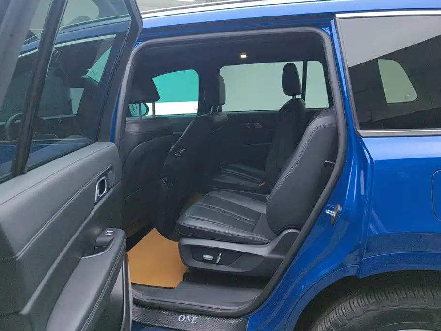 Li Auto Li ONE — миниатюра 11