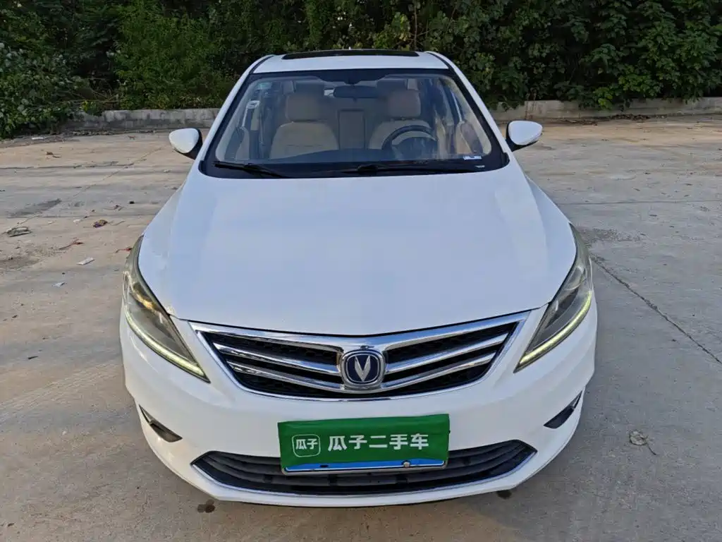 Changan Eado — миниатюра 3