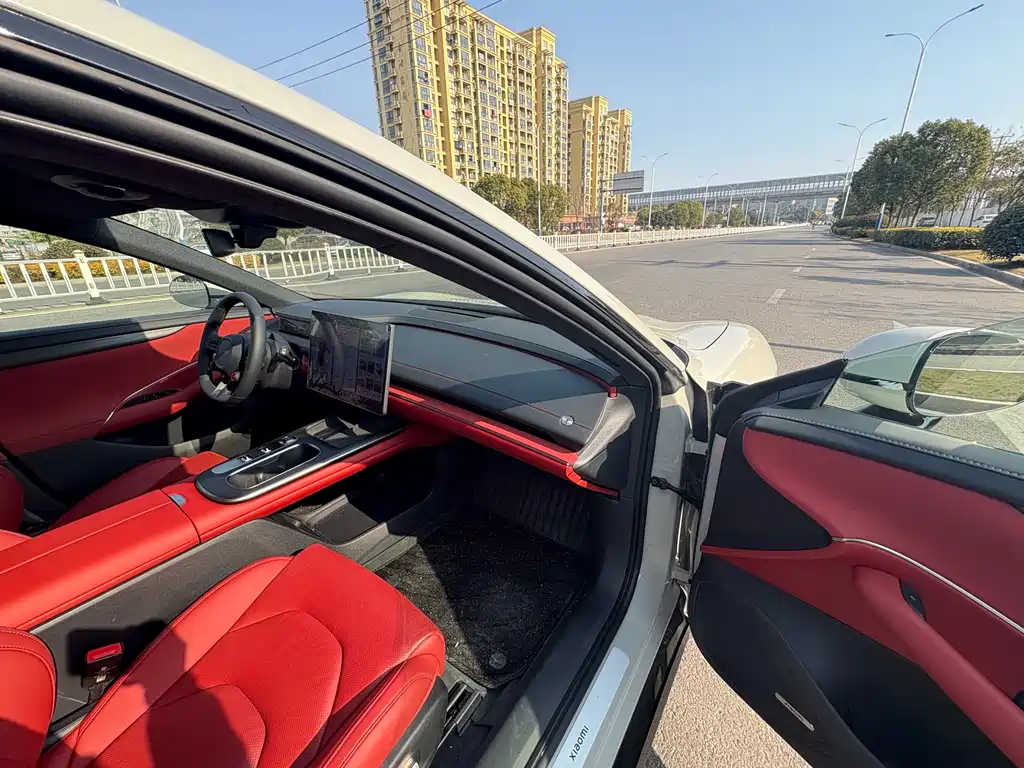 XIAOMI CAR XIAOMI SU7