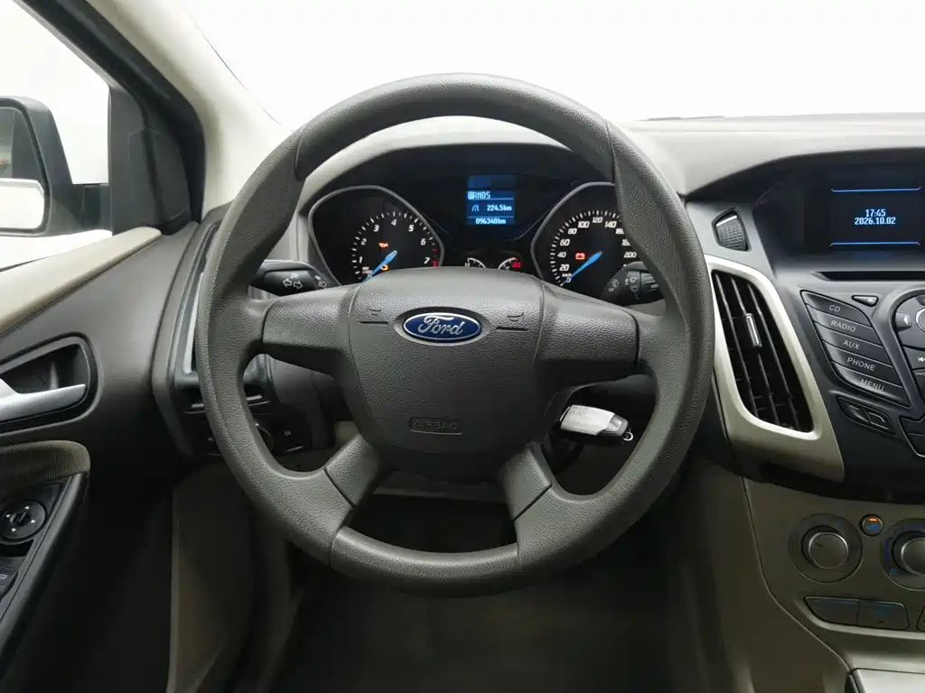 Ford Focus — миниатюра 11