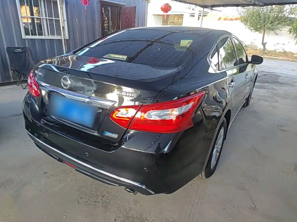 Nissan Teana — миниатюра 7