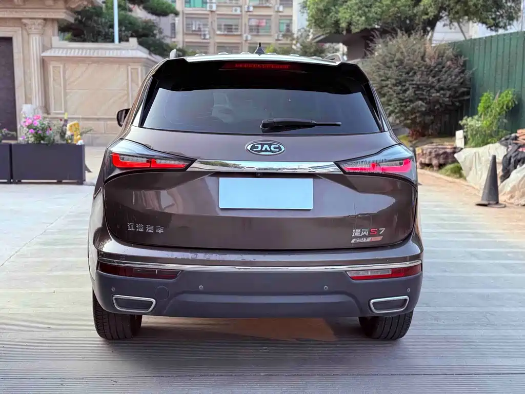 JAC Refine S7 — миниатюра 9