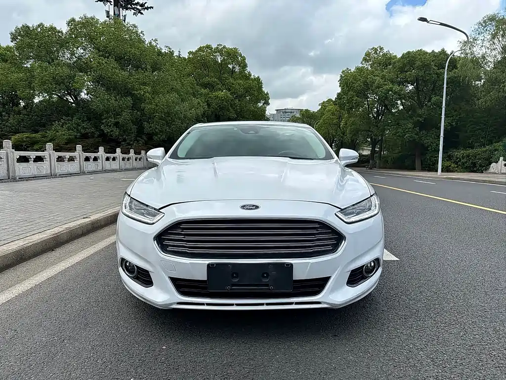 Ford Mondeo — миниатюра 2