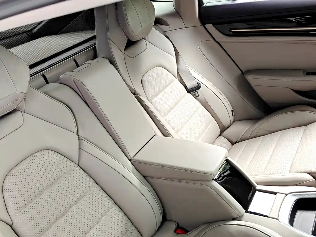 Porsche Panamera — миниатюра 23