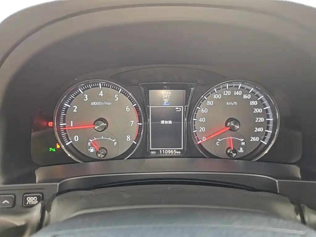 Toyota Crown — миниатюра 12