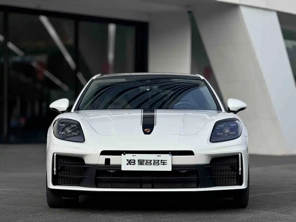 Porsche Panamera — миниатюра 2