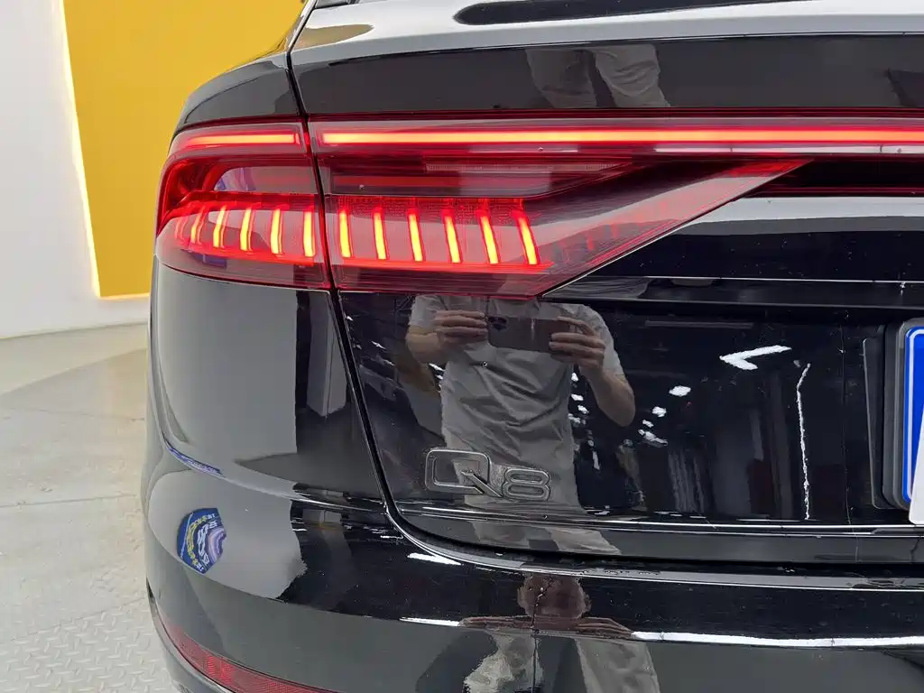 Audi Q8 — миниатюра 9