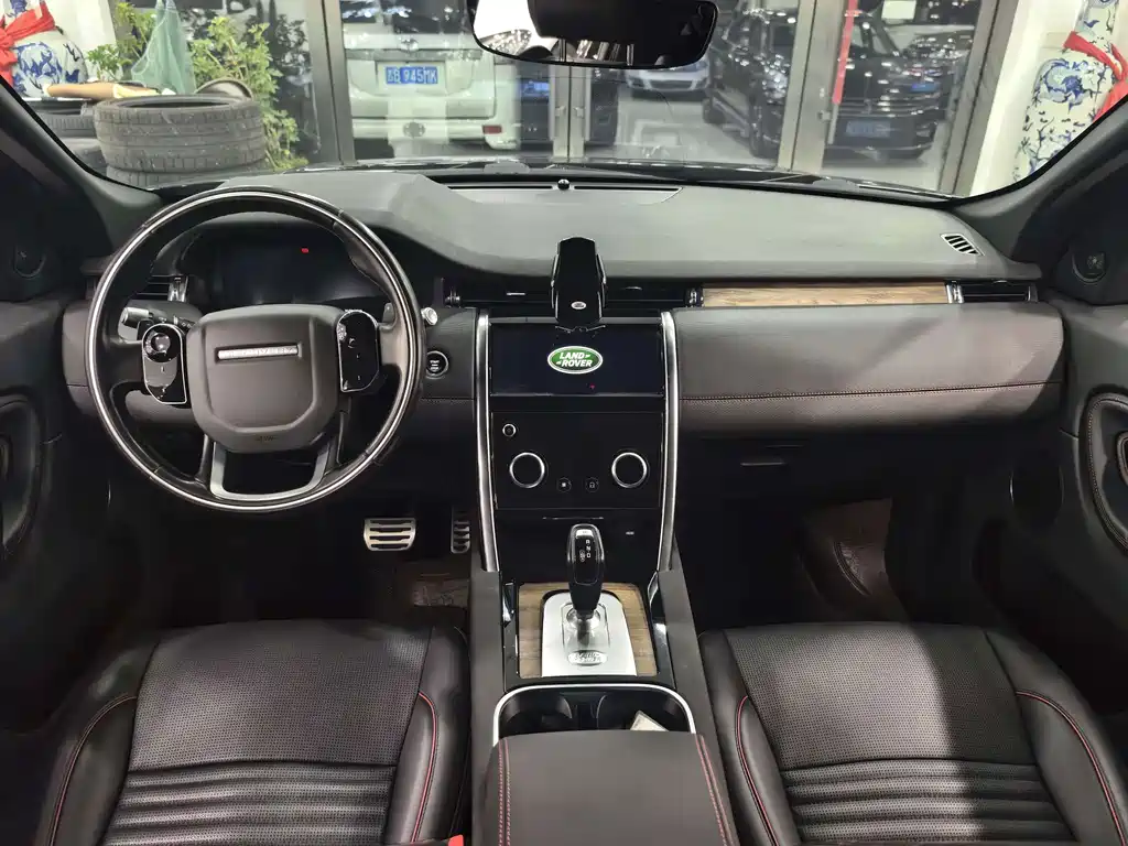 Land Rover Discovery Sport — миниатюра 6