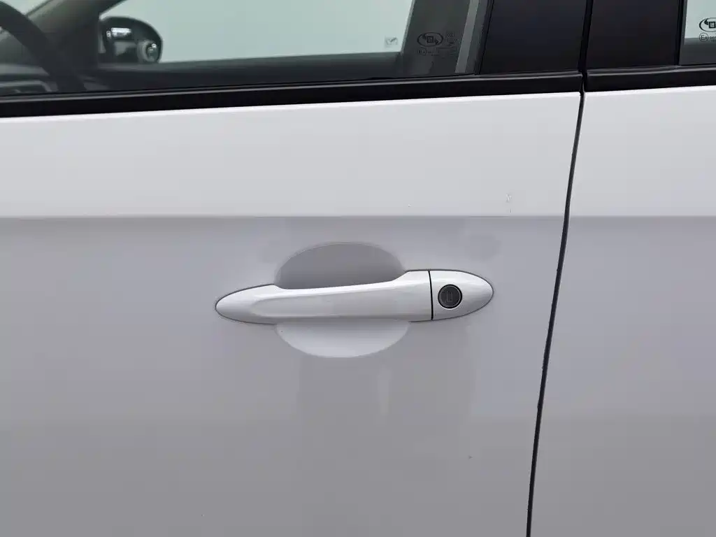 Buick Excelle — миниатюра 18