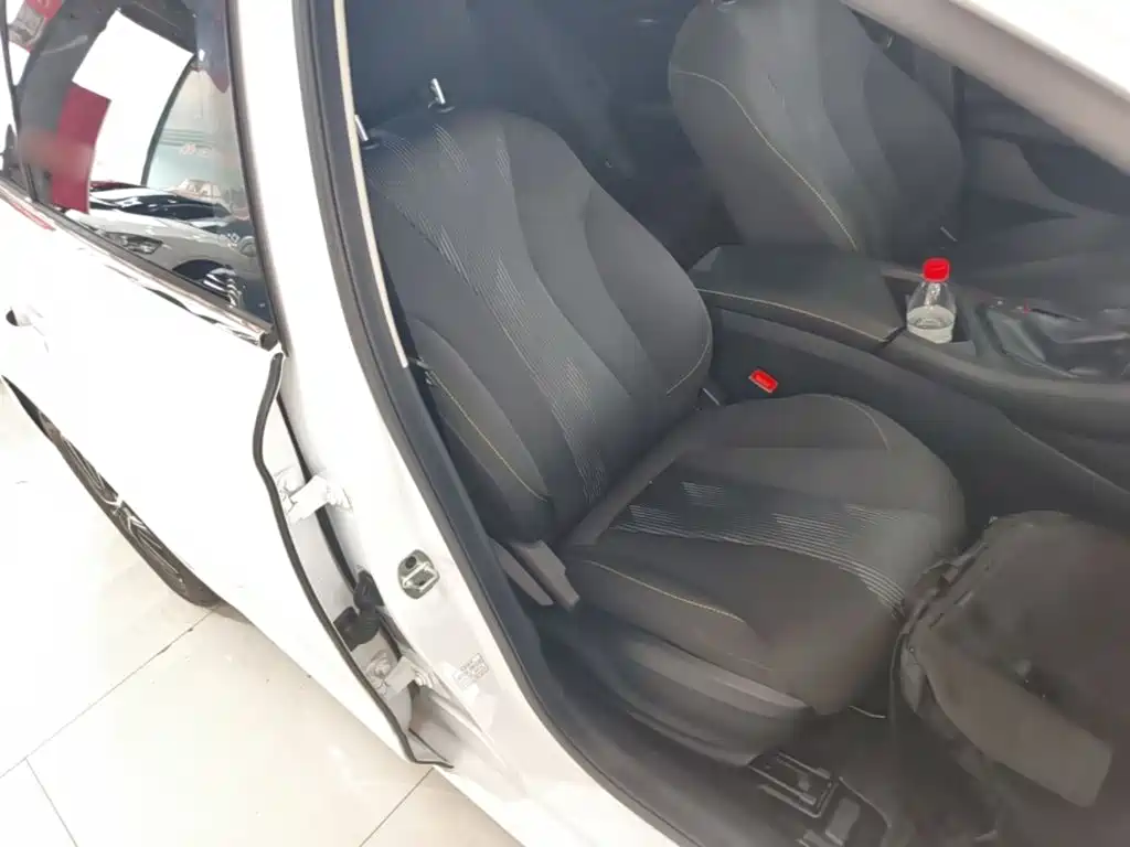 Roewe i5 — миниатюра 25
