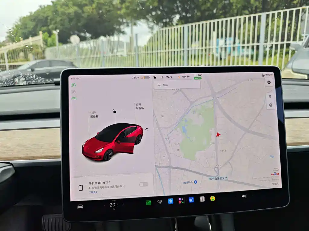 Tesla Model 3 — миниатюра 6