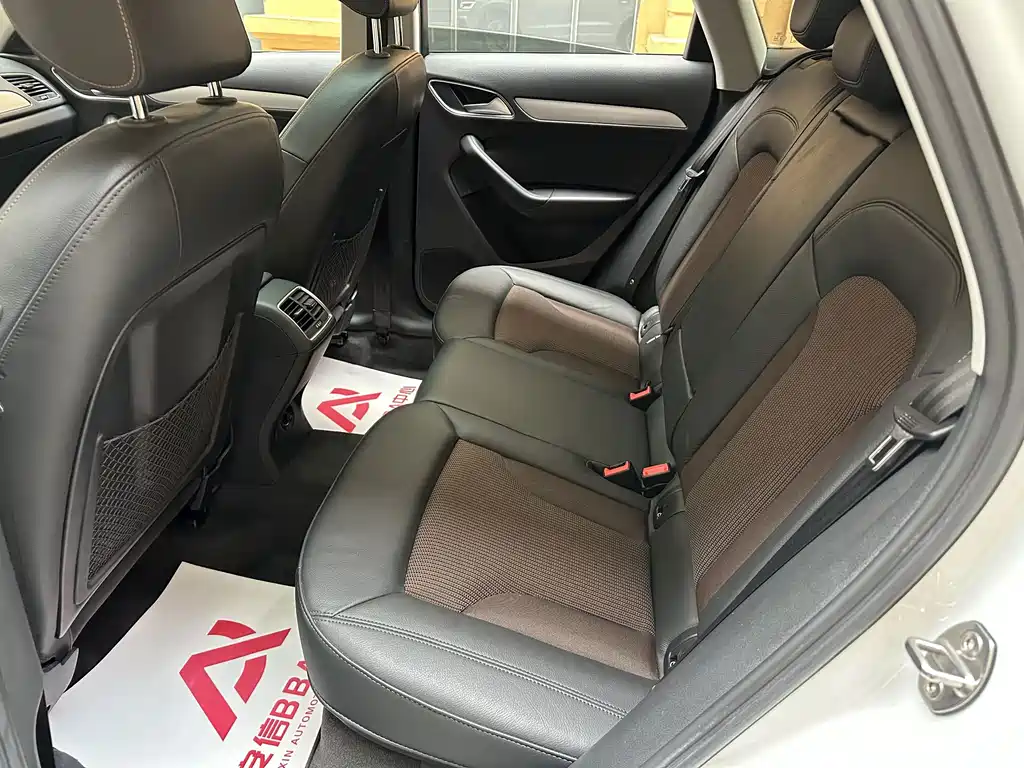 Audi Q3 — миниатюра 12