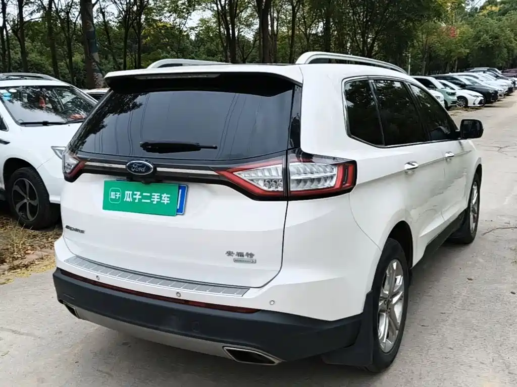 Ford Edge — миниатюра 4