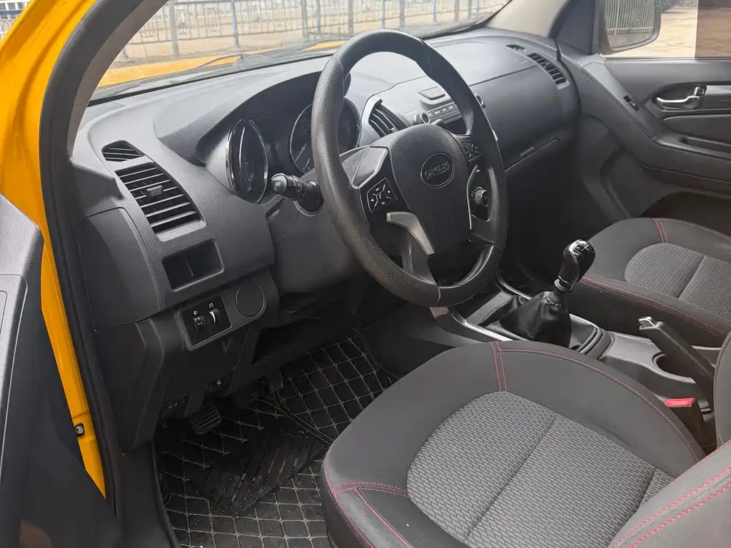 Isuzu TAGA Daga — миниатюра 7