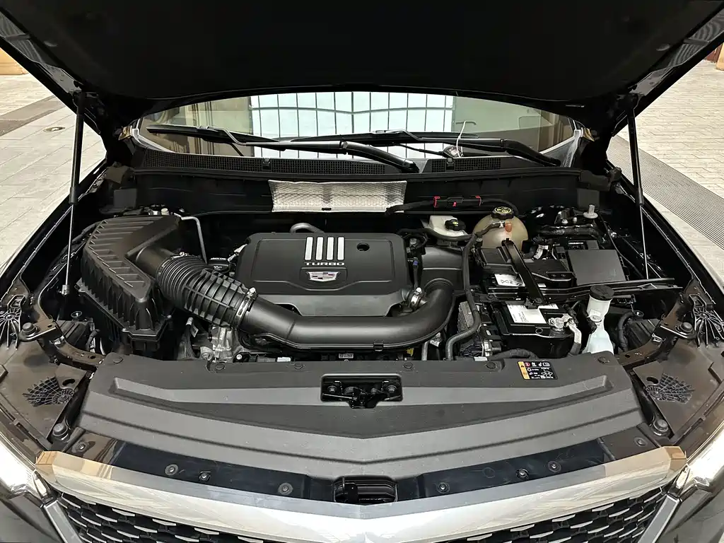 Cadillac XT6 — миниатюра 11
