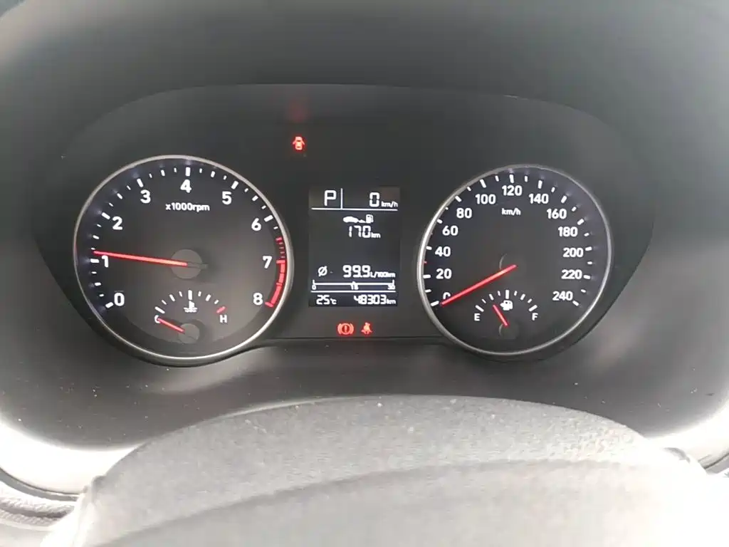 Hyundai Elantra — миниатюра 12