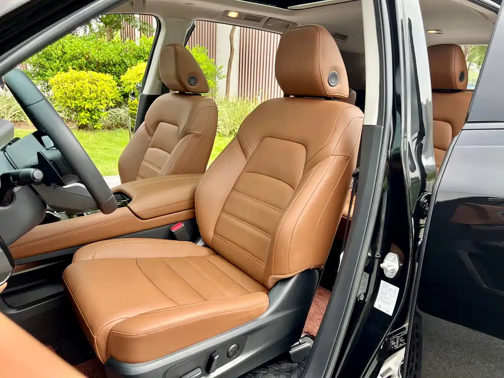 Nissan Teramont — миниатюра 15
