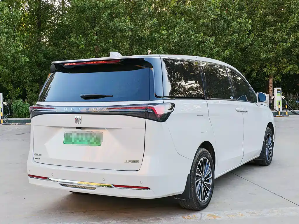 Buick GL8 2025 Premium