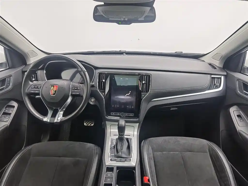 ROEWE RX5 NEW ENERGY