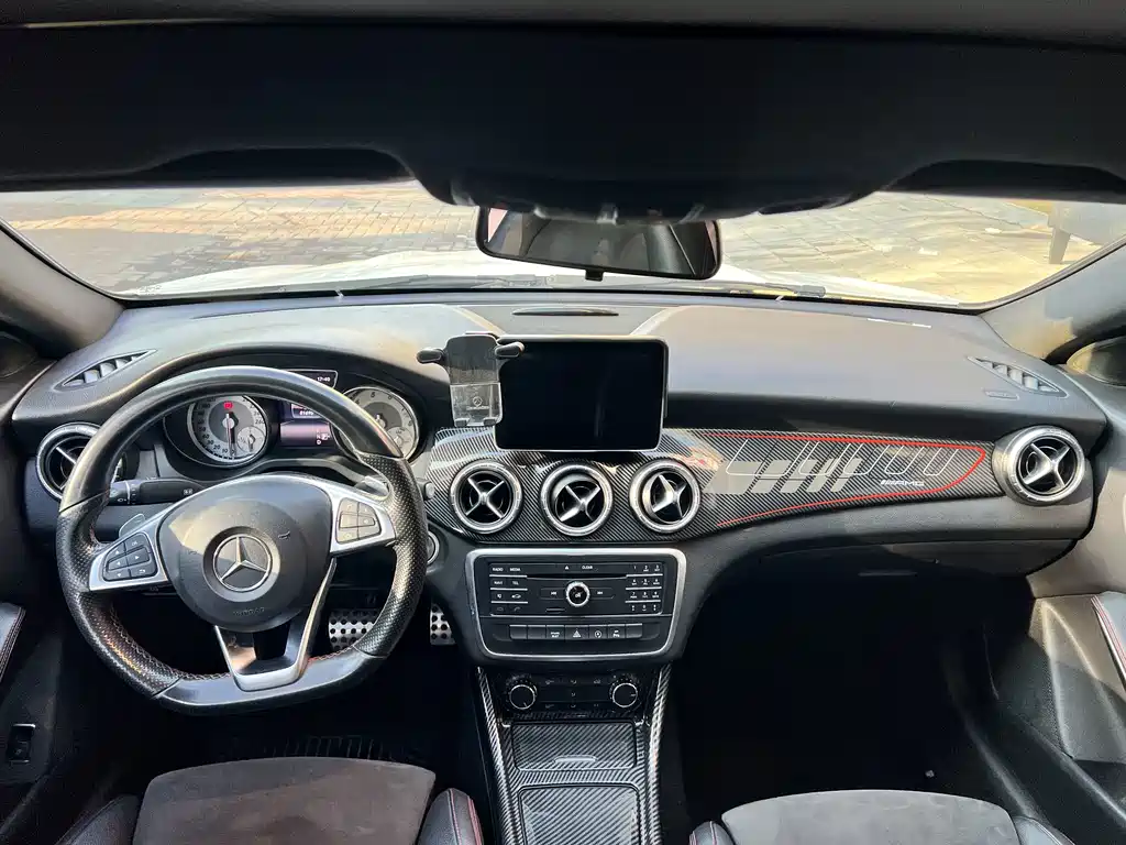 Mercedes-Benz CLA (Import) — миниатюра 19