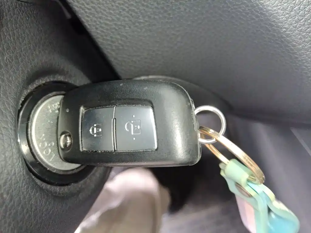 Nissan Tiida — миниатюра 12