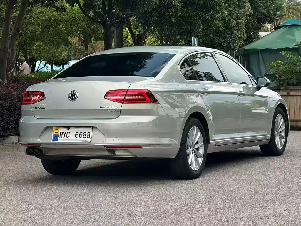 Volkswagen Magotan — миниатюра 6