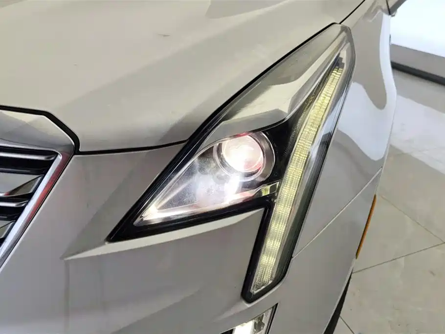 Cadillac XT5 2017 25T Luxury