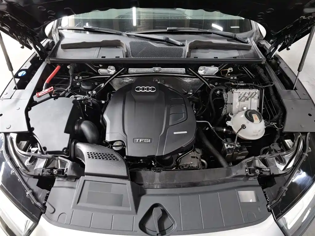 Audi Q5L 2020 40 TFSI Fashion