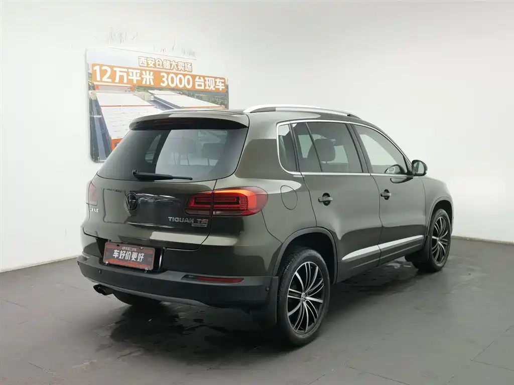 Volkswagen Tiguan 2015 2.0TSI AT Flagship