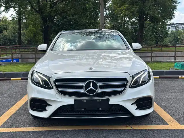MERCEDES-BENZ  E CLASS