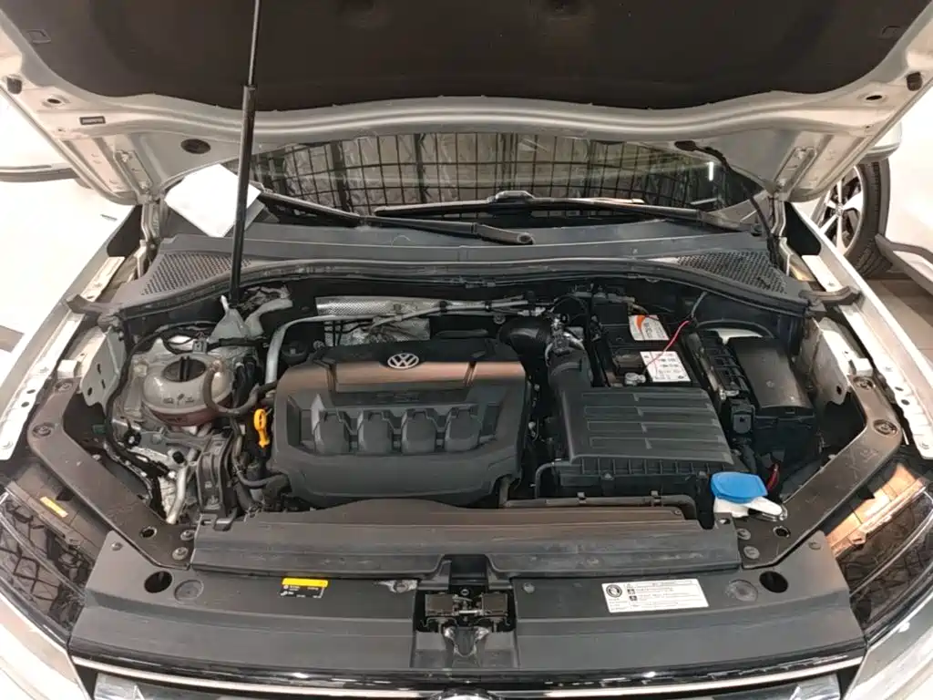 Volkswagen Tiguan L — миниатюра 20