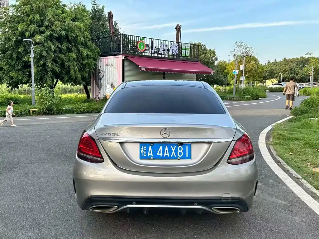 Mercedes-Benz C-Class — миниатюра 4