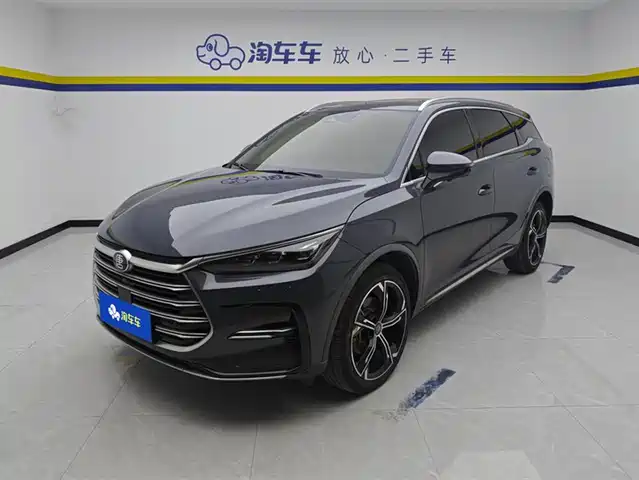 2022 BYD Tang