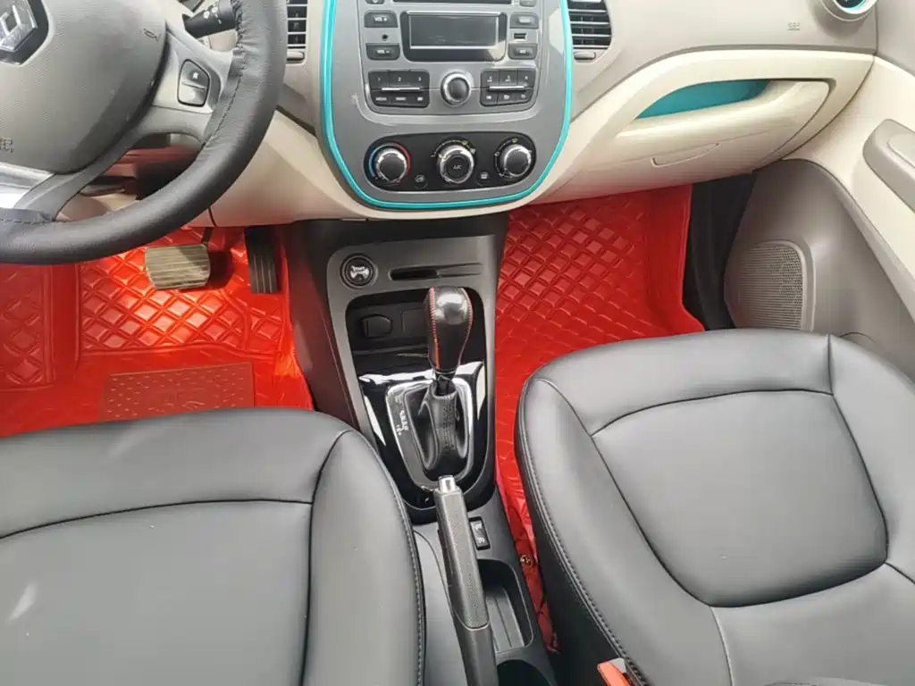 Renault Captur — миниатюра 14