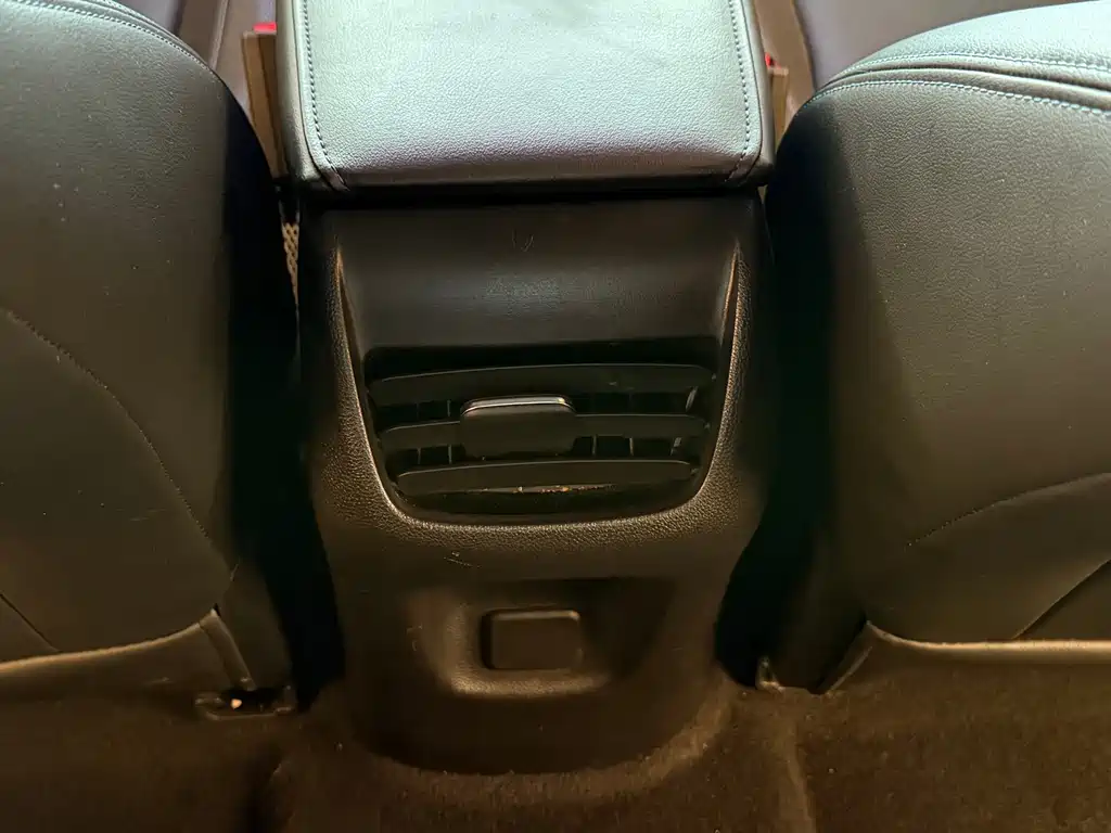 Chevrolet Menlo — миниатюра 13
