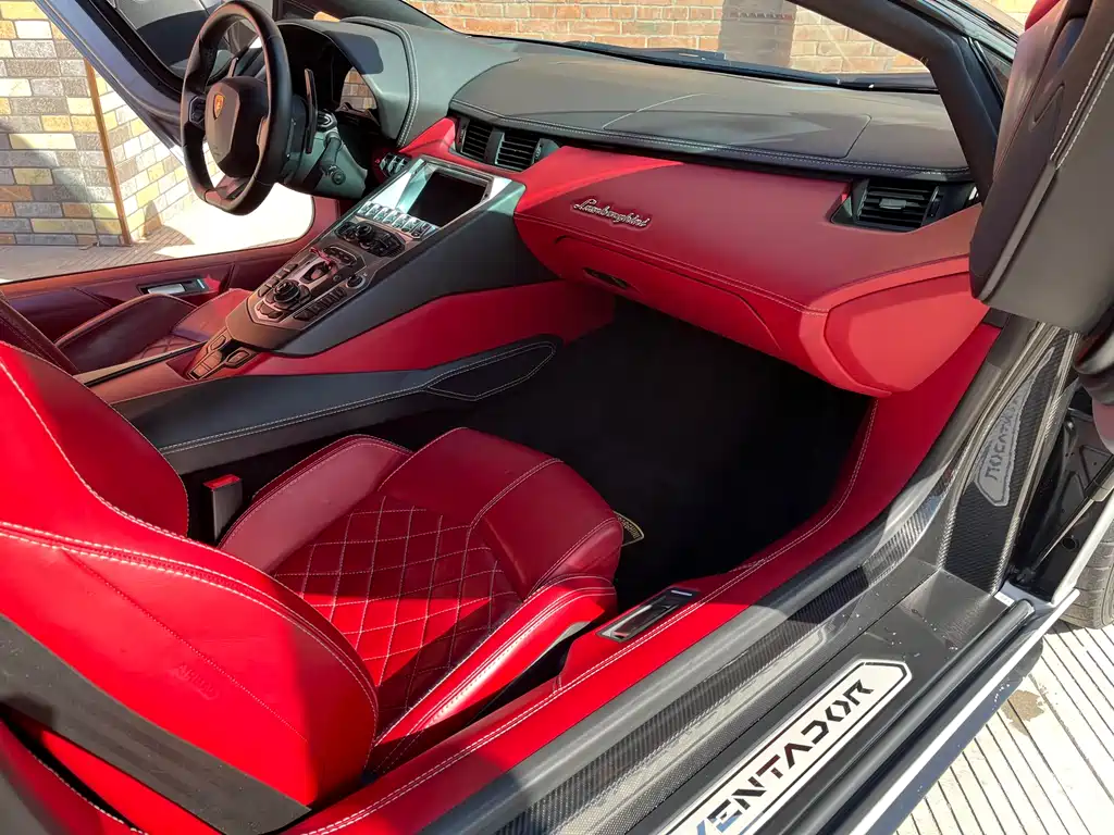 Lamborghini Aventador 2018 Aventador S Roadster
