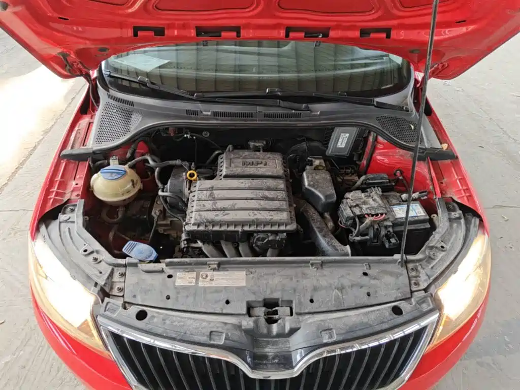 Skoda Rapid Spaceback — миниатюра 20