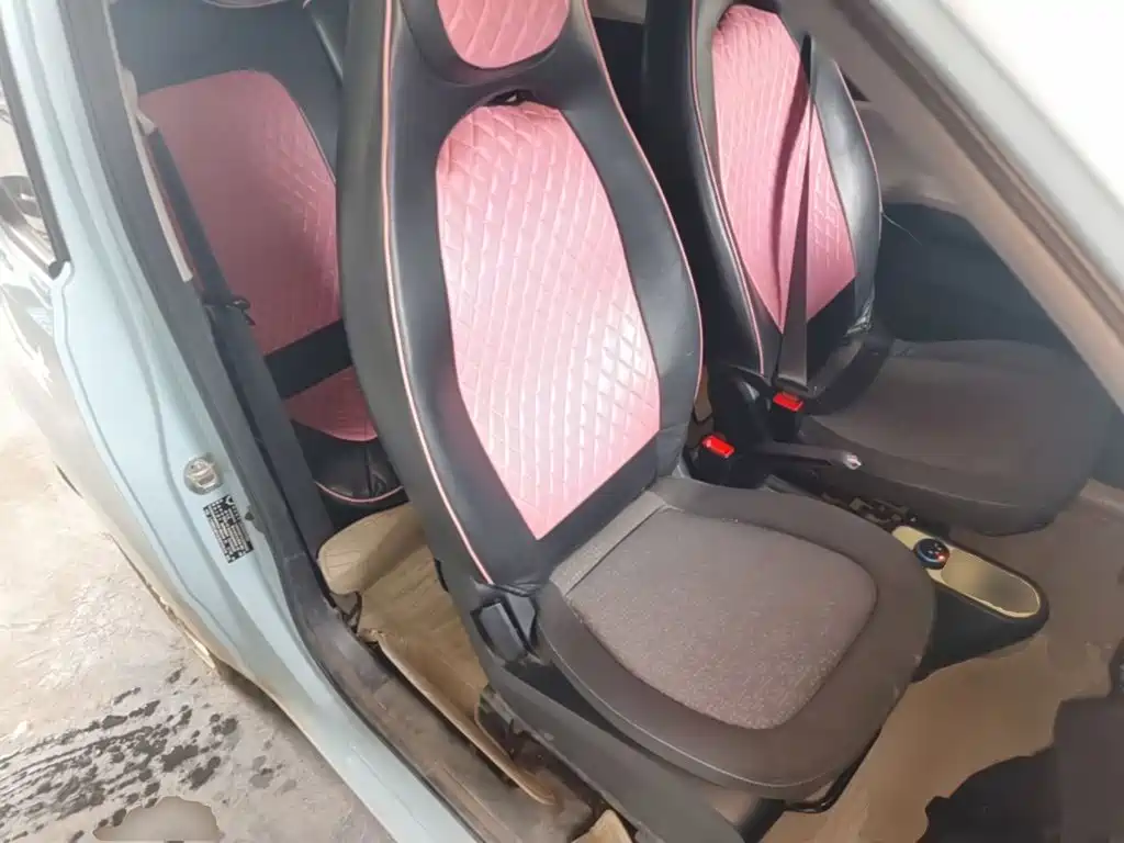 Wuling MINIEV — миниатюра 25