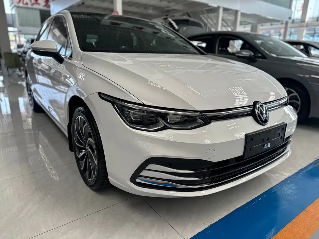 Volkswagen Golf — миниатюра 3