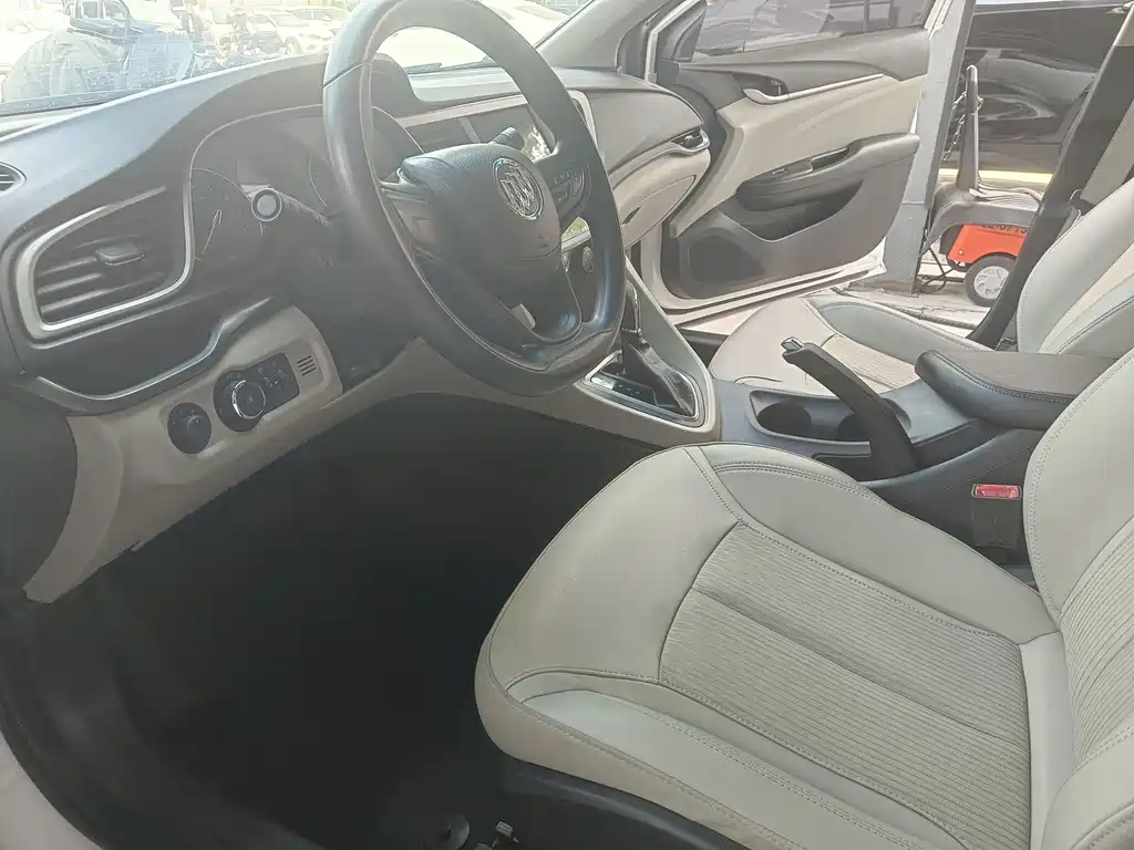 Buick Excelle — миниатюра 8