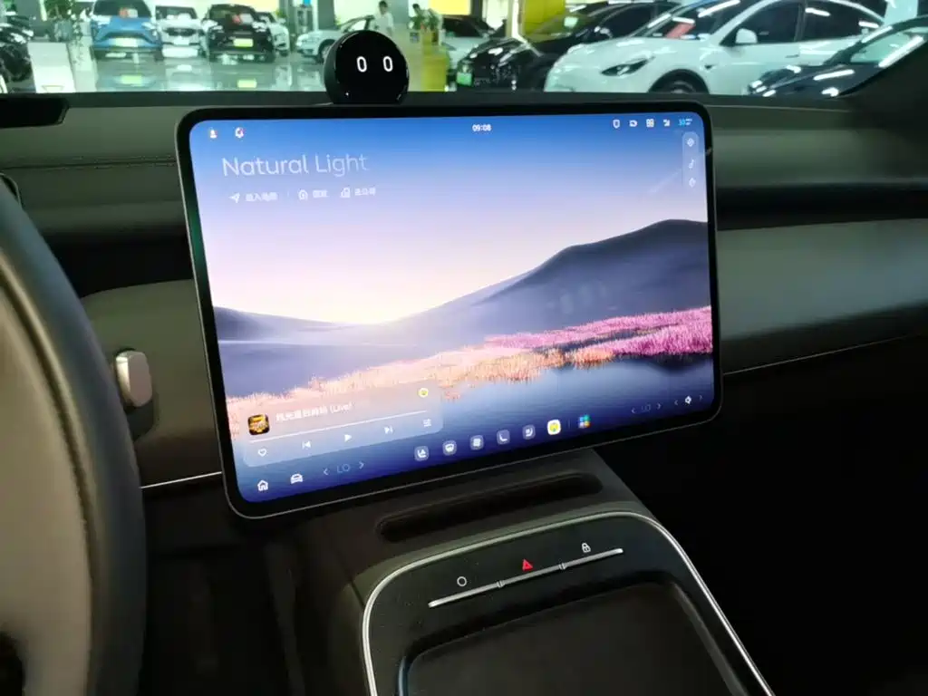 NIO ET5T — миниатюра 13