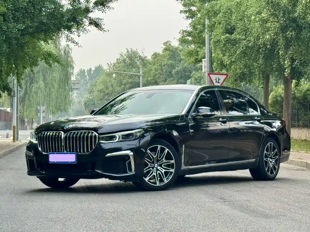 BMW 7 Series 2013 740Li Leading Type