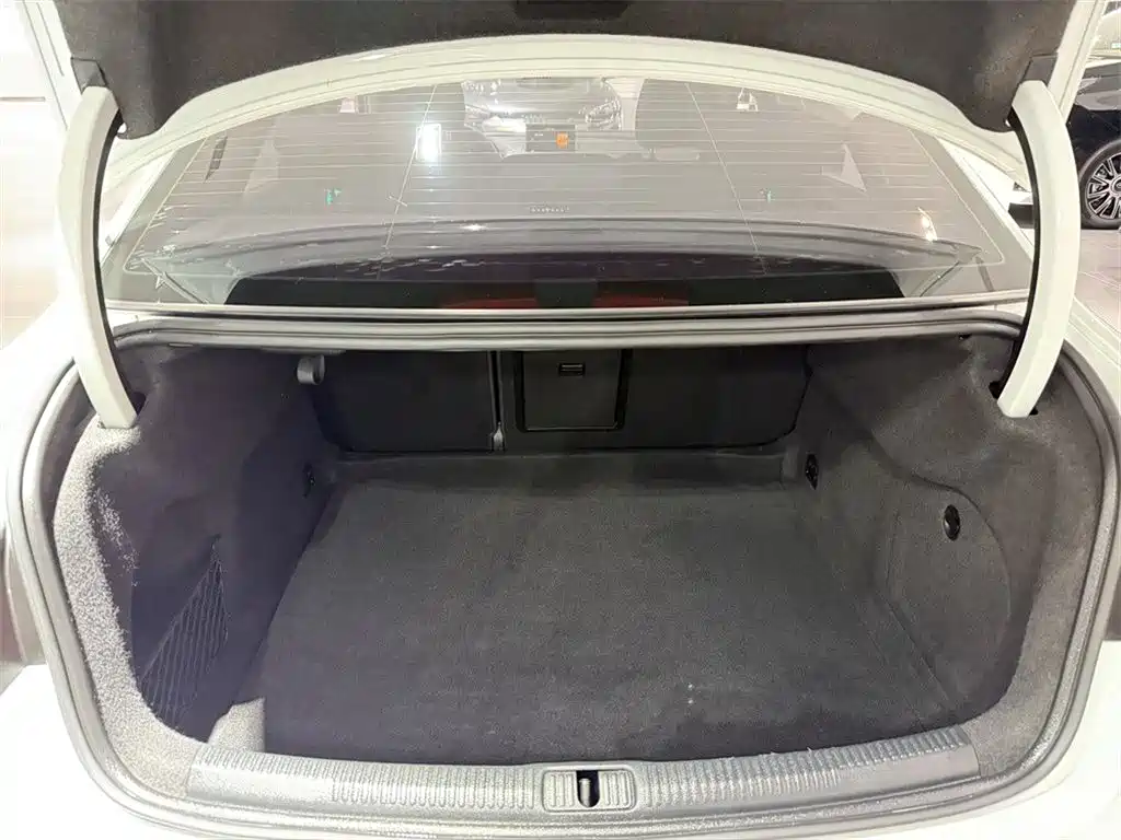Audi A3 — миниатюра 9