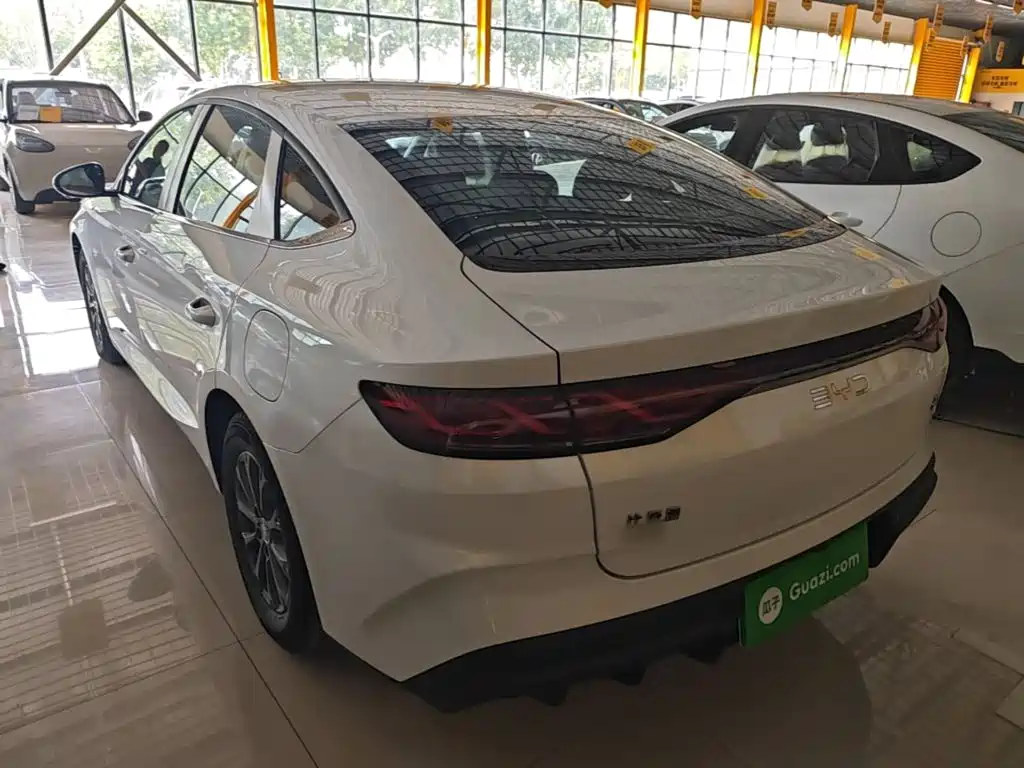 BYD Qin L — миниатюра 5