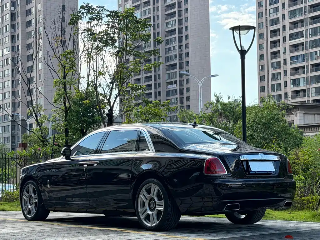 Rolls-Royce Ghost 2015 Series II Long Wheelbase