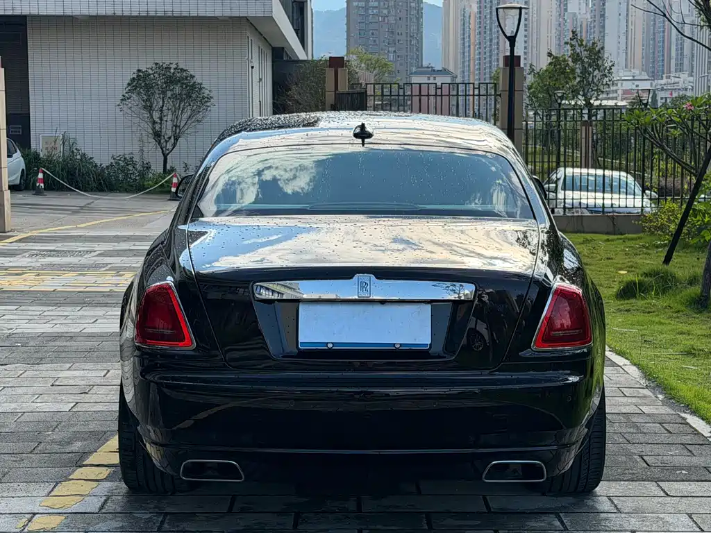 Rolls-Royce Ghost 2015 Series II Long Wheelbase