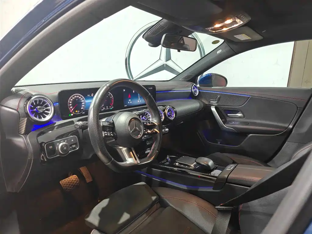 MERCEDES-BENZ A CLASS