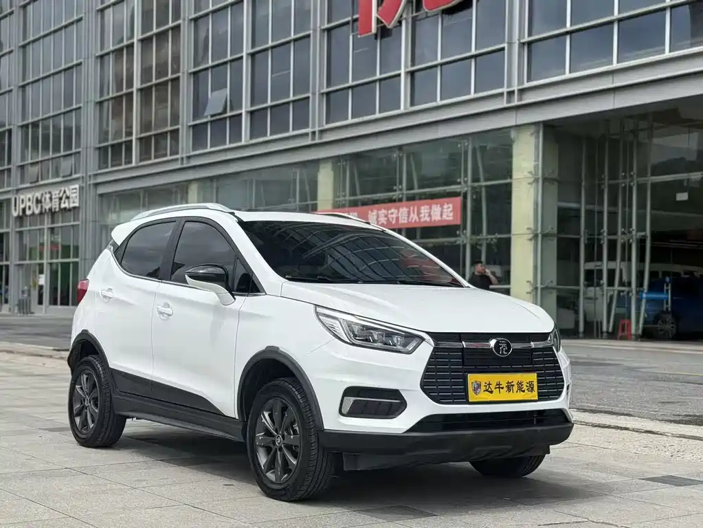 BYD Yuan EV — миниатюра 14