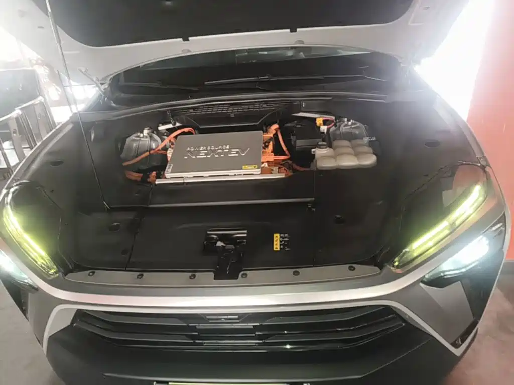 NIO ES8 — миниатюра 20