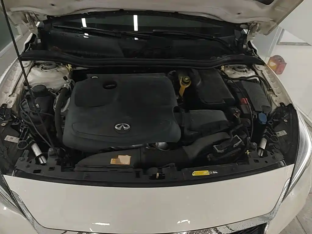 Infiniti QX30 — миниатюра 20